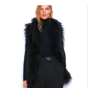 Zara Black Faux Fur Vest